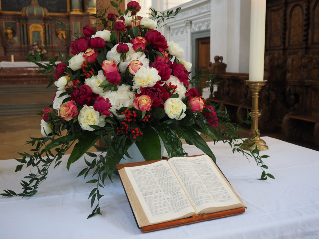 Czytania Slubne Na Wasza Wyjatkowa Ceremonie Koscielna Slub I Wesele W Dobrym Stylu